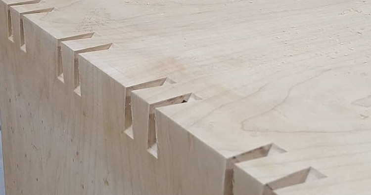 Natural materials in kitchens